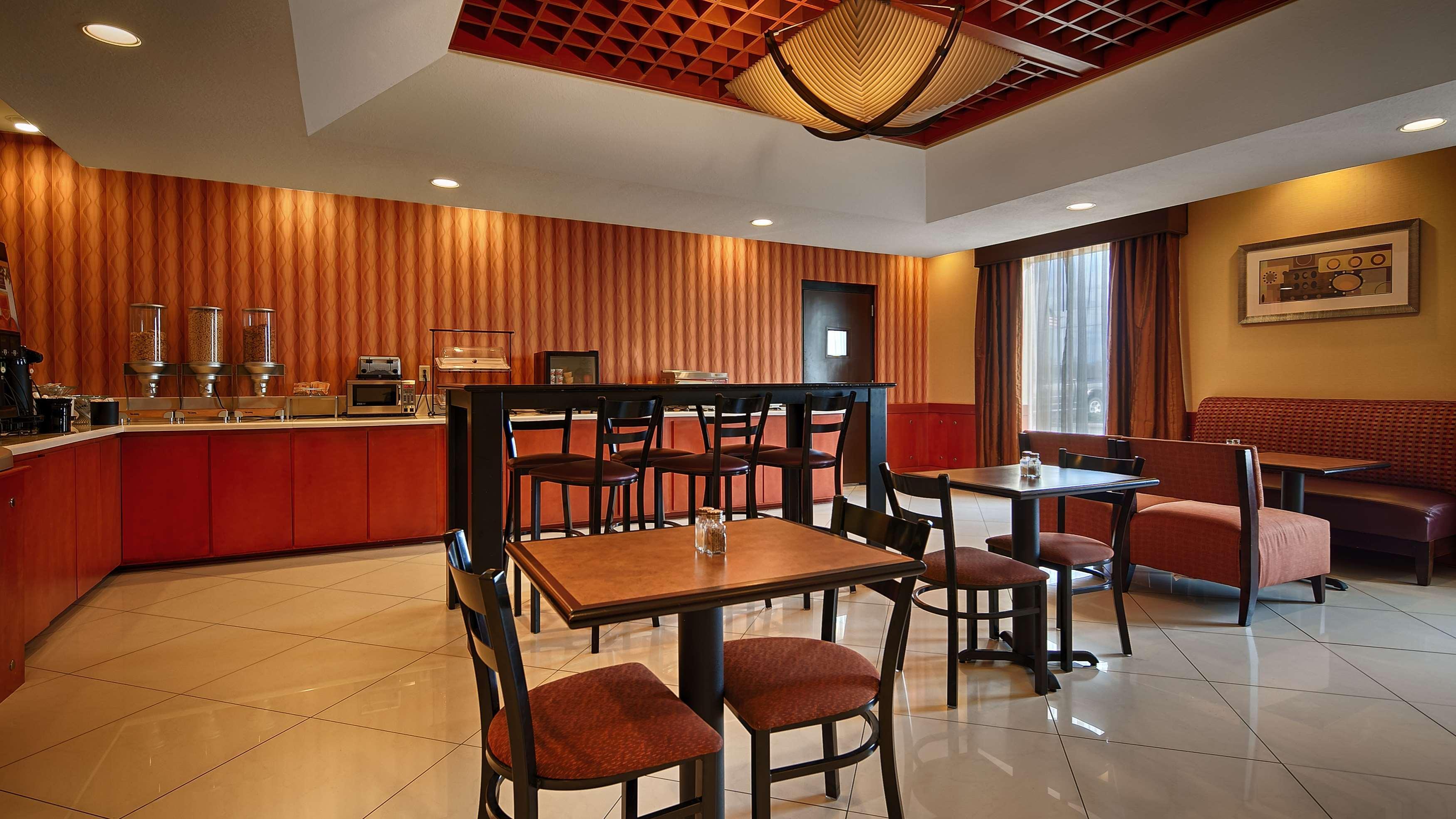 Best Western Plus Flowood Inn & Suites Bagian luar foto
