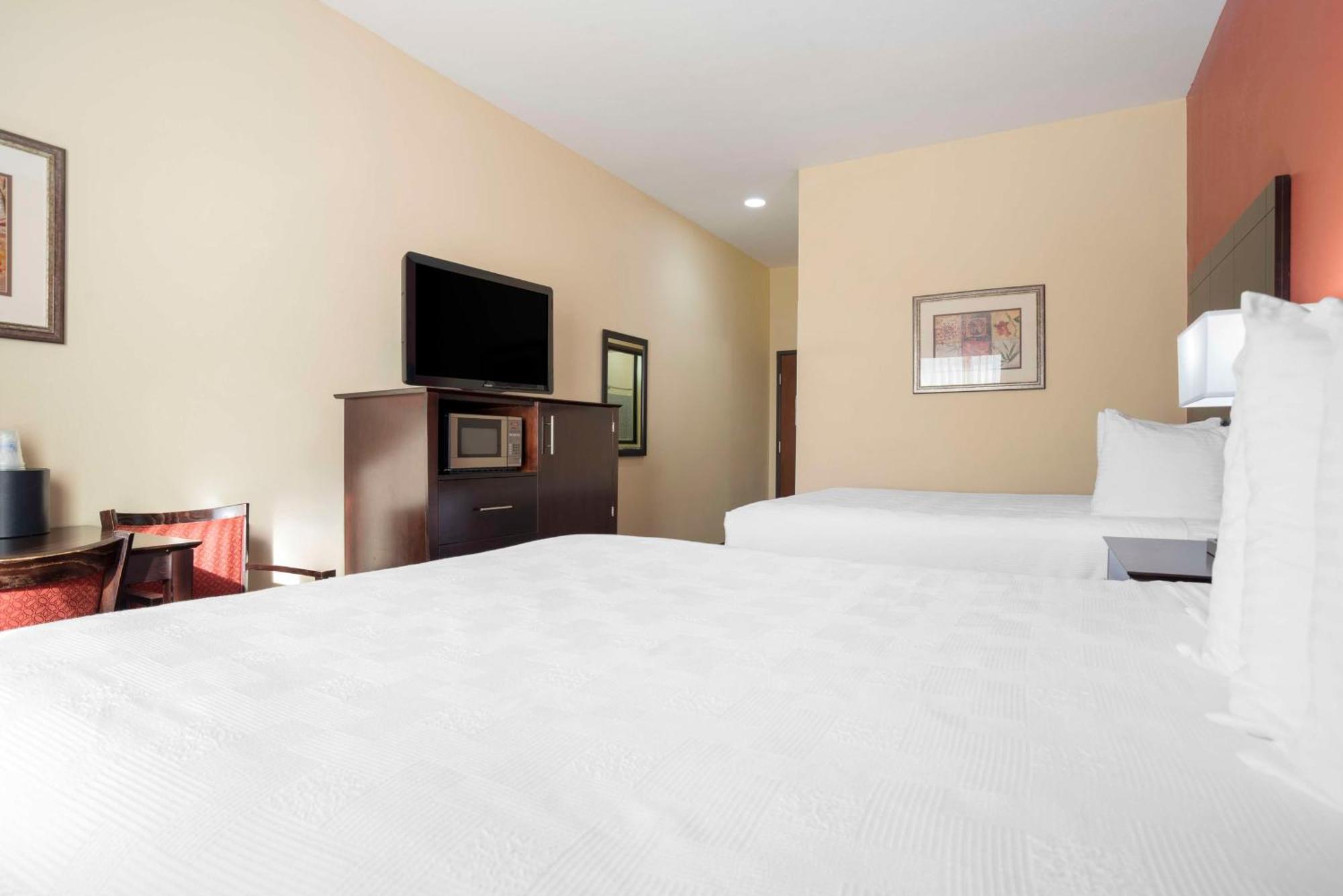 Best Western Plus Flowood Inn & Suites Bagian luar foto