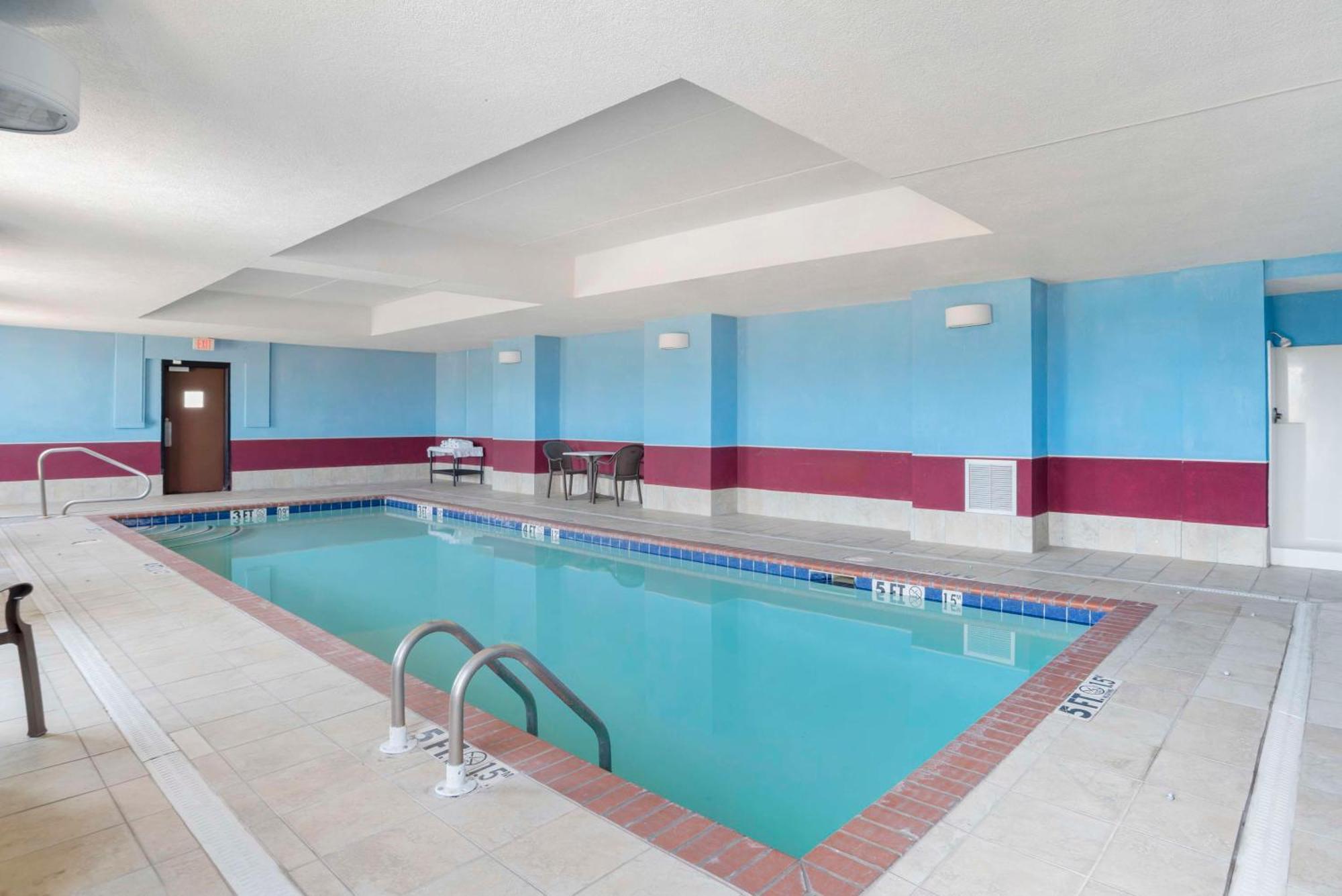 Best Western Plus Flowood Inn & Suites Bagian luar foto