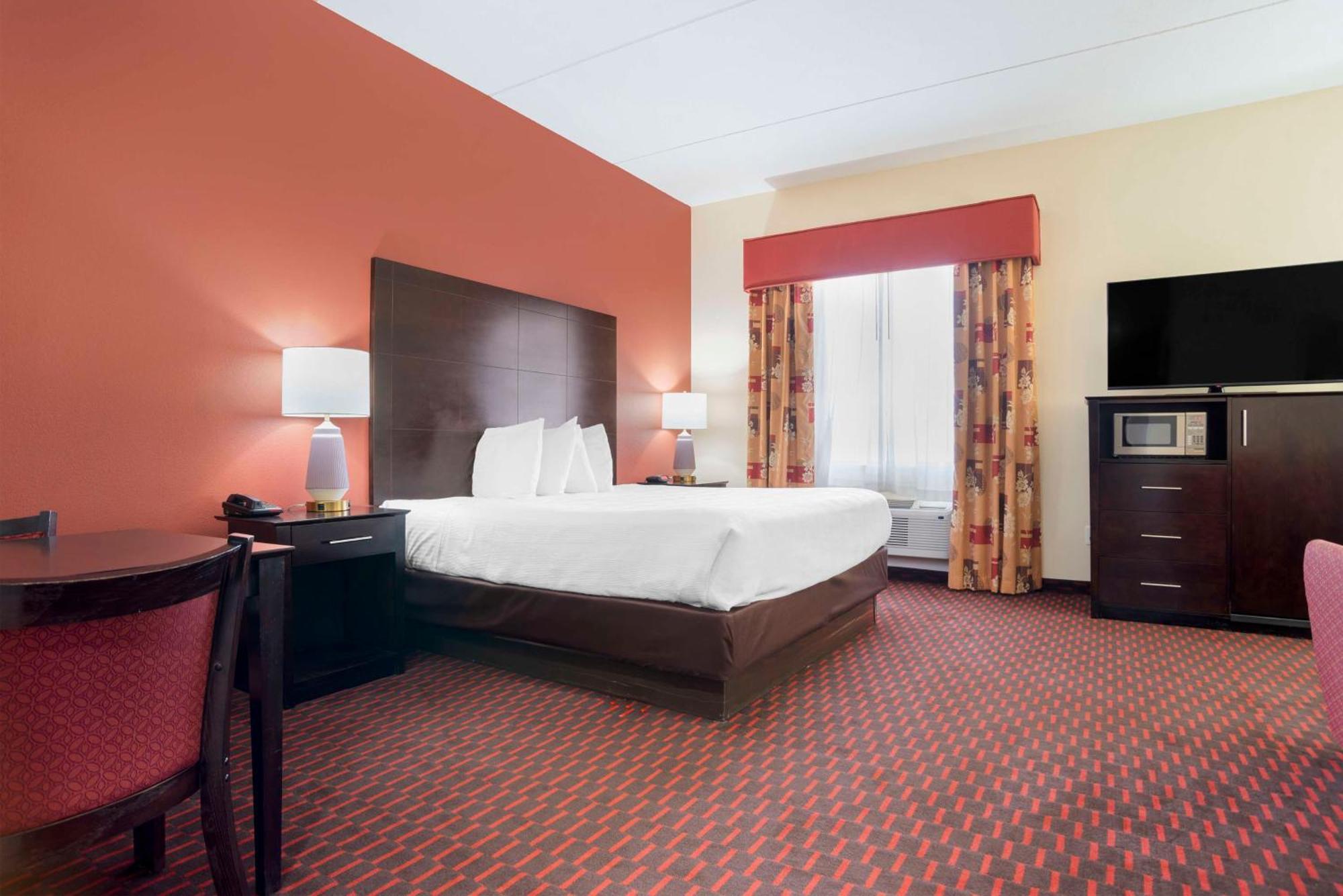 Best Western Plus Flowood Inn & Suites Bagian luar foto