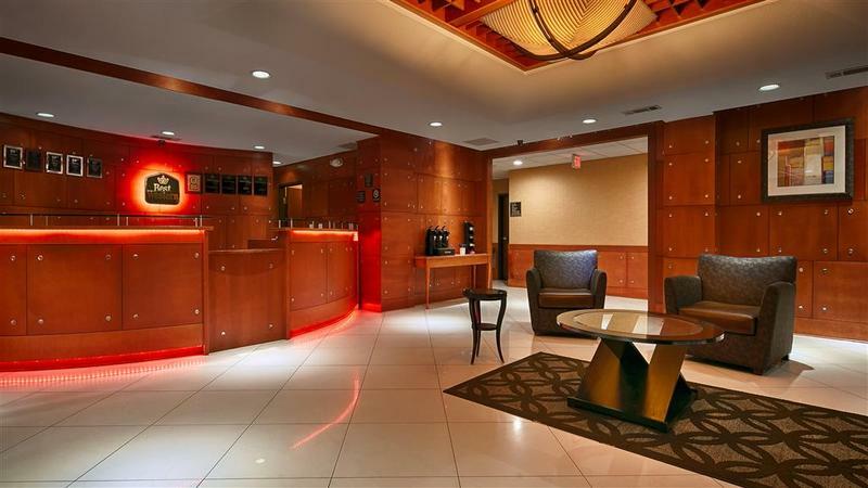 Best Western Plus Flowood Inn & Suites Bagian luar foto